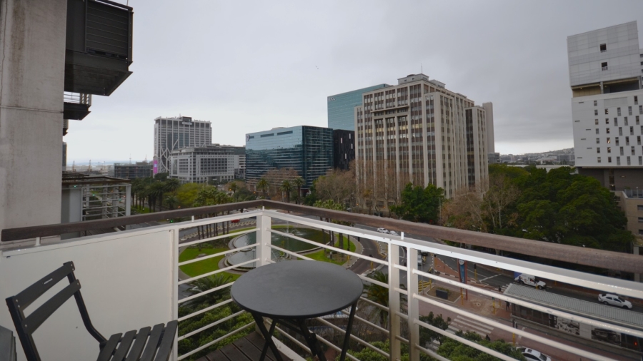 2 Bedroom Property for Sale in Cape Town City Centre Western Cape